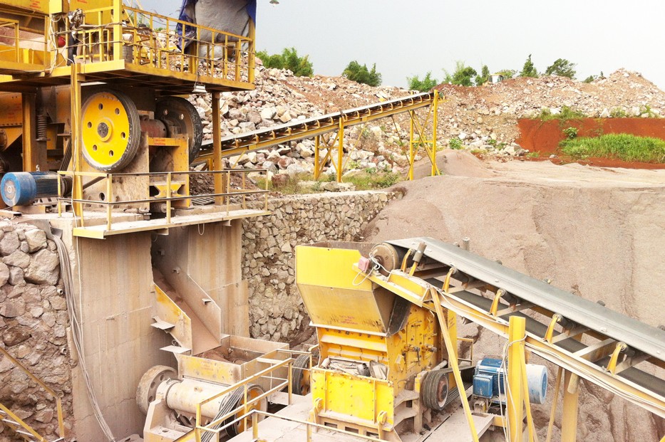 印度尼西亚时产200吨风化石碎石生产线成套设备